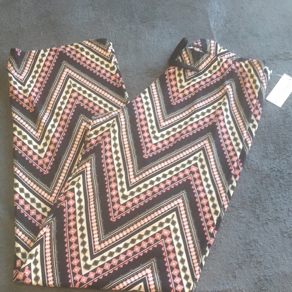 HOST PIC Sunday Funday 🌸 3 Pack of Lounge Pants - Picture 2 of 4